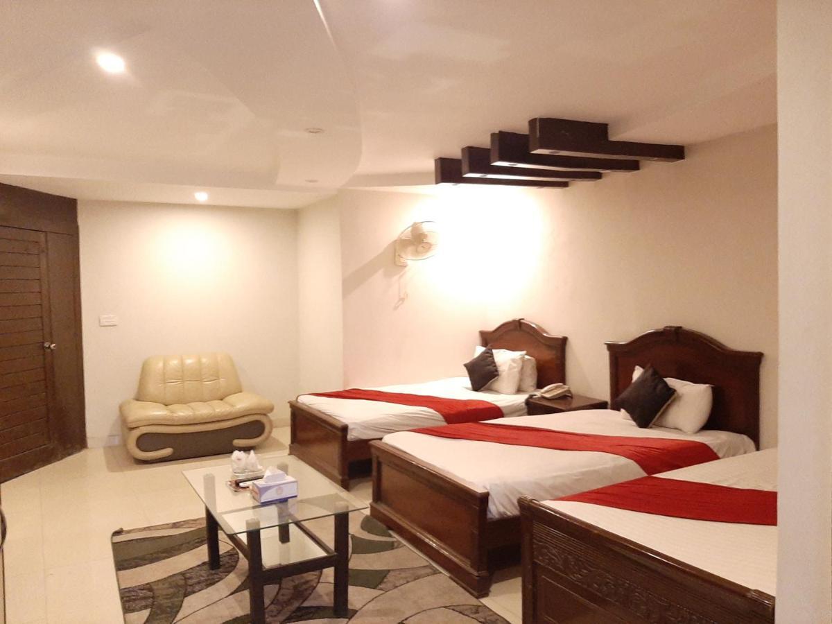 Gulberg Continental Hotel Lahore Exterior photo